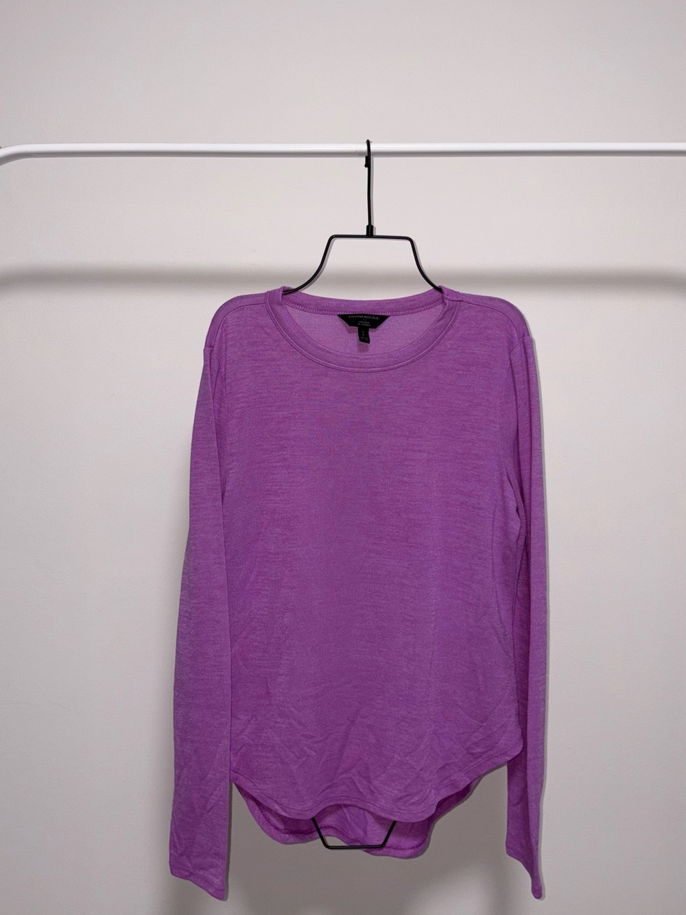 Banana Republic Luxespun Long Sleeve Crewneck Tee